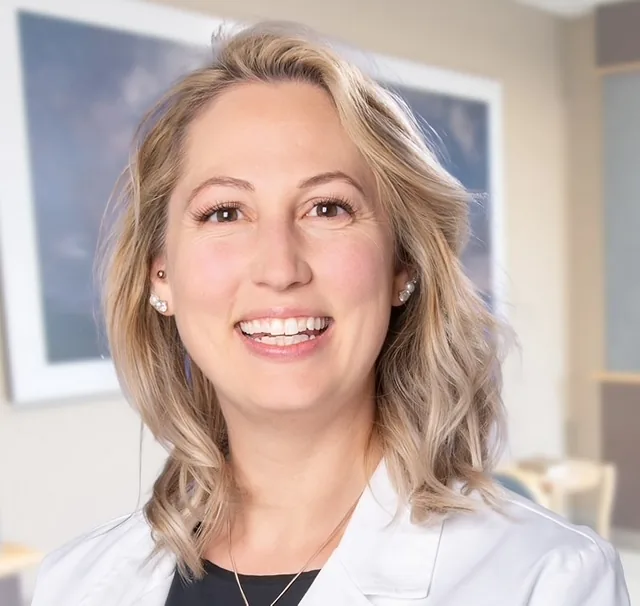 Dr Amber Koon